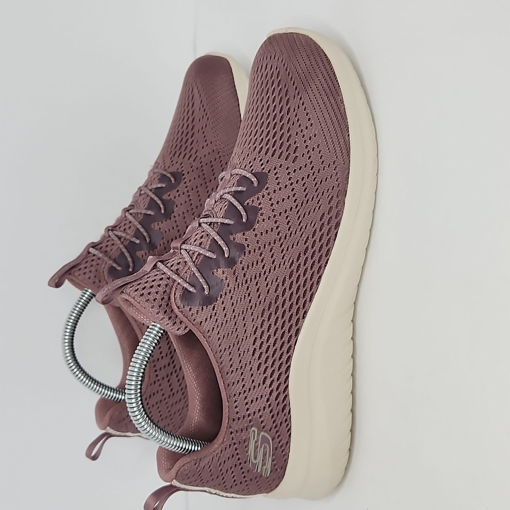 Sketcher's ultra flex bungee slip on sneakers